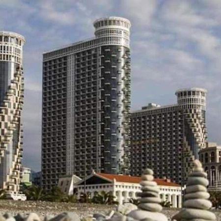 City Centre Apartment Batumi Luaran gambar