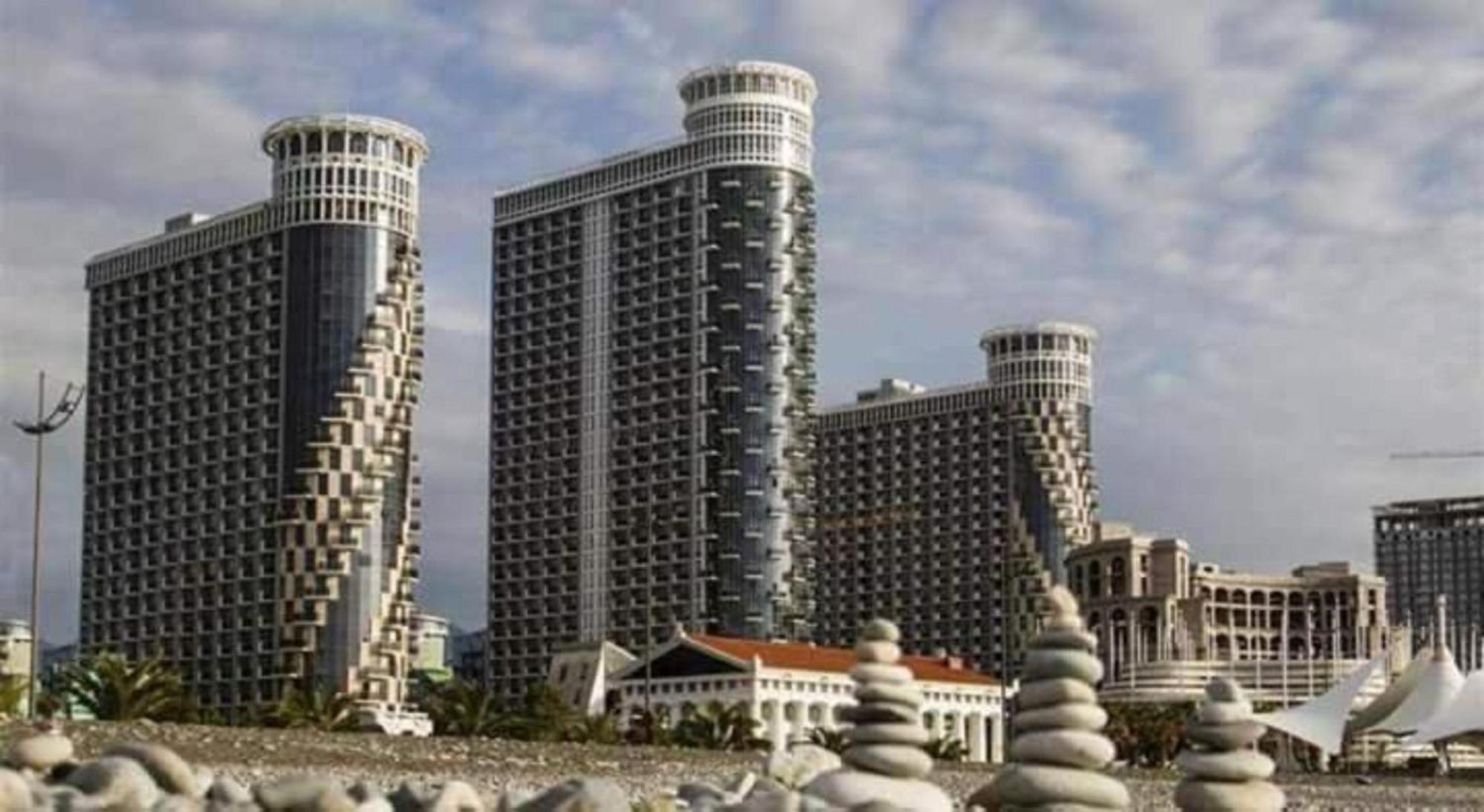 City Centre Apartment Batumi Luaran gambar